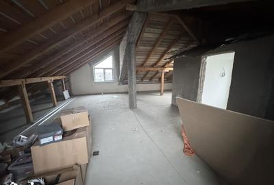 Casă cu 6 camere cu Teren 500 Mp în Clinceni - 3