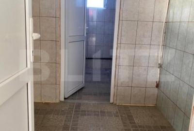 Spațiu comercial, de 560 mp, în Central - 6