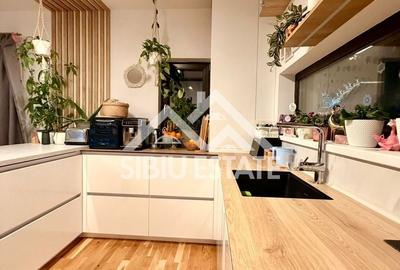 Duplex cu 5 camere cu Canalizare în Cristian - 16
