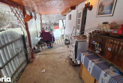 Casă cu 2 camere cu Teren 400 Mp în Băiculești - 12