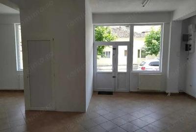 Tomis II - Victoria, spatiu comercial, 95 mp., parter - 4