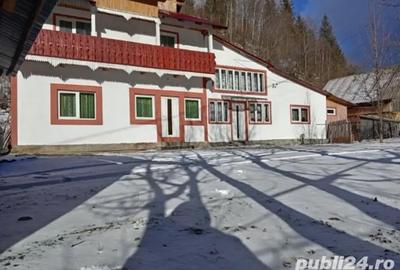 Casă cu 6 camere în Chiril - 1