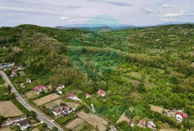 Oază de liniște și confort la poalele pădurii – Casa ta de vis! - 13