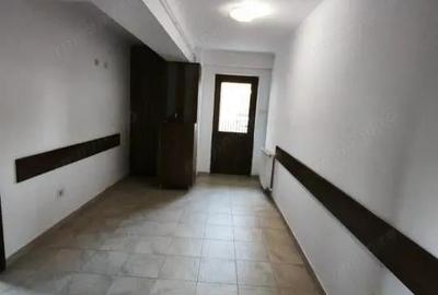 Spatiu birou, zona Stefan cel Mare, Radauti - 1