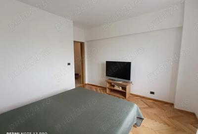 Vand apartament cu 2 camere decomandat, la UTA - 3