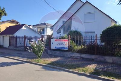 Casă / Vilă cu 8 camere de vânzare în zona Central - 30