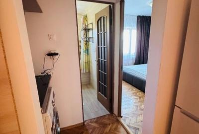 Apartament cu 3 camere semidecomandat, mobilat în Girocului - 11