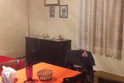 Casă cu 5 camere cu Teren 1600 Mp în Central - 6