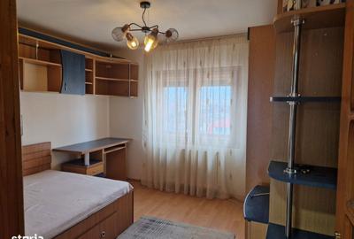 Apartament cu 3 camere decomandat în 1 Decembrie - 33