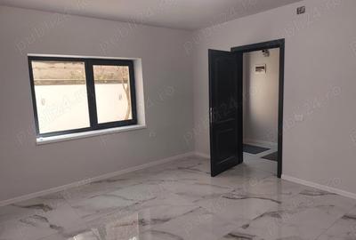Casă cu 5 camere în Central - 6
