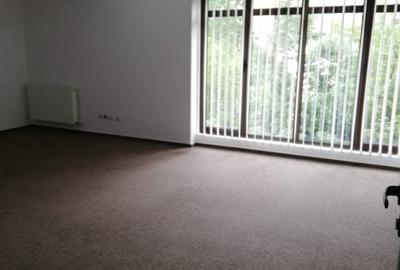 Birou, de 7,000 mp, în Unirii - 9