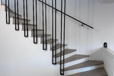 Casă cu 4 camere cu Canalizare în Central - 5