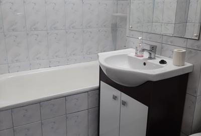 Garsonieră decomandată, mobilată în Titan - 14