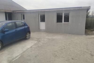 Casă cu 2 camere cu Teren 438 Mp în Buturugeni - 6