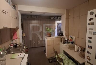 2 camere 6/10, bloc 1978, 57mp, anvelopat Drumul Taberei - 7