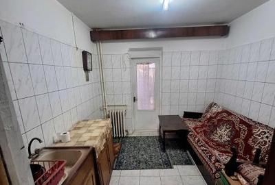Apartament cu 3 camere decomandat, mobilat în Inel II