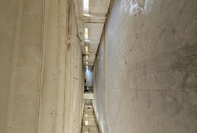 Inchiriez hala Arad centura. - 1