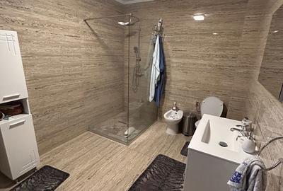 Casă cu 4 camere decomandat cu Teren 250 Mp în Lăpuș