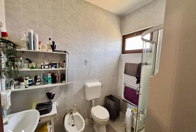Casă cu 5 camere cu Teren 482 Mp în Central - 10