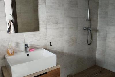 Casă cu 4 camere cu Teren 70 Mp în Central - 13