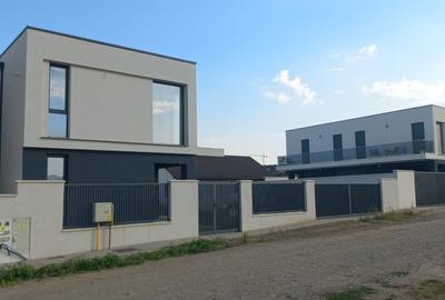 Casa moderna tip vilă în Alba Iulia – zona Schit/Mamut str Sliven Casa moderna tip vilă în Alba Iulia – zona Schit/Mamut str Sliven - 2