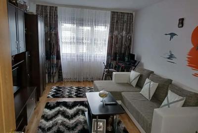 Apartament cu 3 camere decomandat în Pucioasa - 5