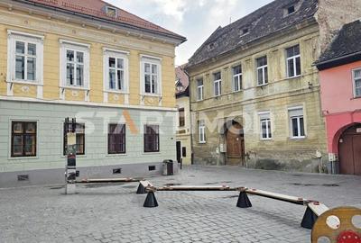 REZERVAT : Apartament Centru Istoric zona Bisericii Negre - 2