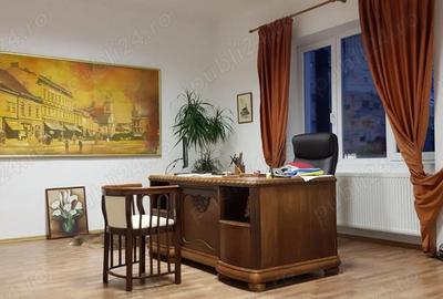 Apartament Birou de vanzare in zona ultracentrala-145 mp - 2