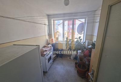 Garsonieră circulară, mobilată în Cezar Petrescu - 14