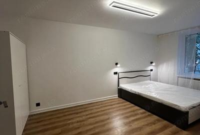 Garsonieră decomandată în Tineretului