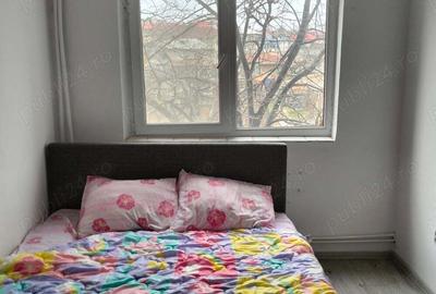 Apartament cu 3 camere decomandat în Central - 2