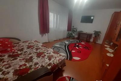 Apartament cu 2 camere decomandat în Hotvon - 1
