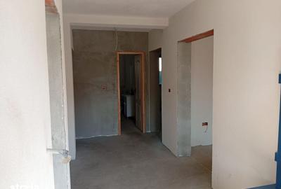 Casă cu 3 camere cu Teren 300 Mp în Livada - 9