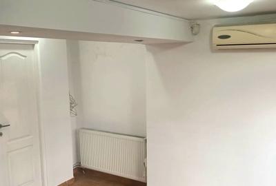 Spațiu comercial, de 15 mp, în Tineretului - 4