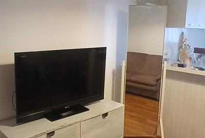 Apartament cu 2 camere semidecomandat în Cățelu - 1