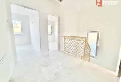 Duplex cu 4 camere cu Canalizare în Moșnița Veche - 20