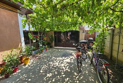 Casă individuală cu 6 camere cu Canalizare în Mihai Bravu - 2