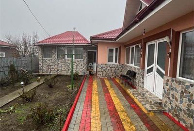 Casă cu 3 camere cu Canalizare în Smârdan - 5