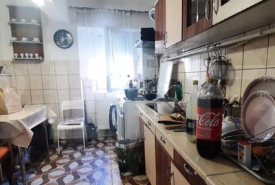 Apartament de vanzare, 3 camere,suprafata utila 66,75 mp, zo - 8