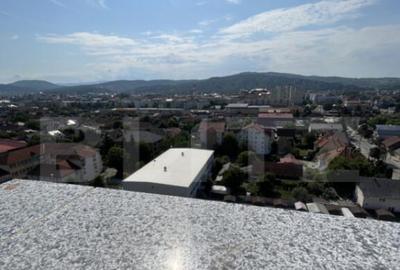 Apartament cu 2 camere balcon mare, panorama superba, - 2