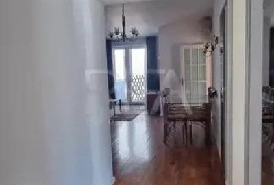 3 Camere Bloc Boutique, Arcul de Triumf - 14