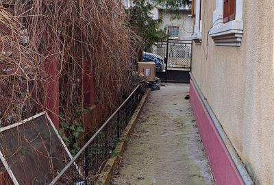 Casă individuală cu 5 camere cu Canalizare în Calea Călărașilor - 4