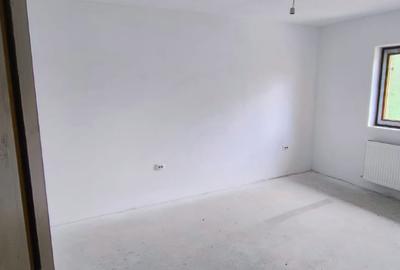 CASA CU TEREN in Marginimea Sibiului, comuna Poplaca, la 9 km de Sibiu, - 9