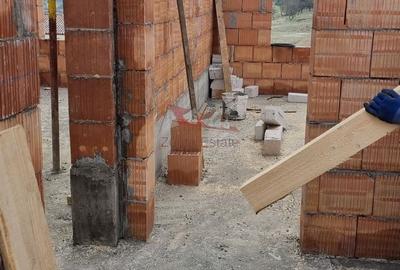 Casă individuală cu 4 camere cu Canalizare în Nord-Vest - 17