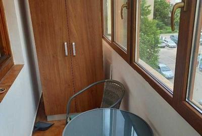 Apartament cu 3 camere decomandat în Central - 4
