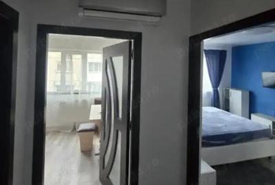 Apartament cu 2 camere decomandat în Baza 3 - 3