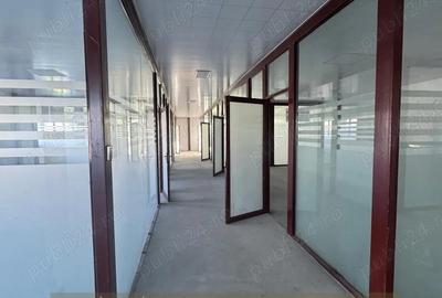 Spațiu comercial, de 3,840 mp, în Central - 9