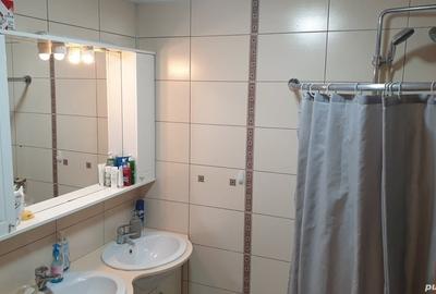 Apartament cu 3 camere decomandat, mobilat în Sebastian - 9