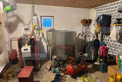 Casa in Iratosu cu teren, apa curenta, centrala termica , - 19