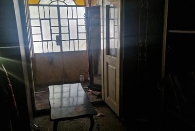Casă individuală cu 3 camere cu Canalizare în Eroii Revoluției - 5
